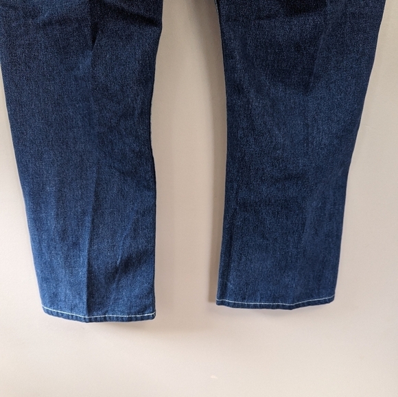 True Religion Mens Straight Leg Medium Wash Jeans - Picture 10 of 14